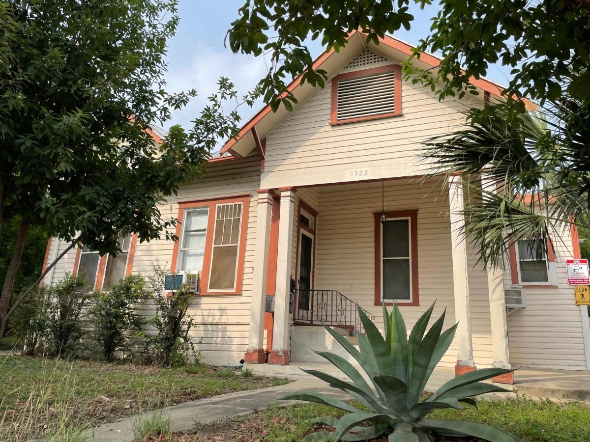 1322-#6 Downtown High Ceiling Big Size 1B Unit Apartment San Antonio Exterior photo